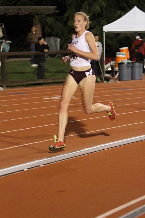 2010 Stanford Invite-College-279.JPG - 2010 Stanford Invitational, March 26-27, Cobb Track and Angell Field, Stanford,CA.